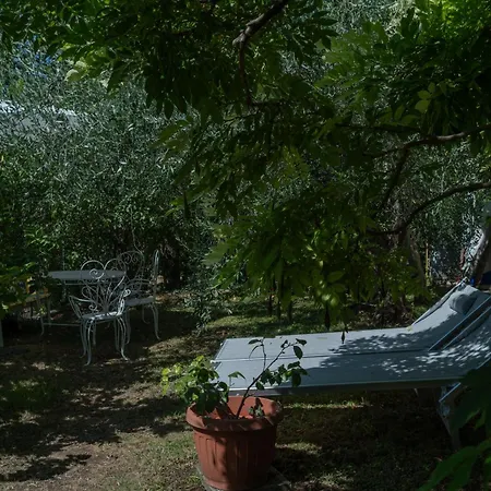 Apartment 180 Garden View *